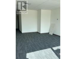 104 - 105 Gordon Baker Road, Toronto, ON M2H3P8 Photo 6