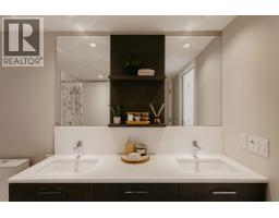 7476 Granville Street, Vancouver, BC V6P0G1 Photo 24