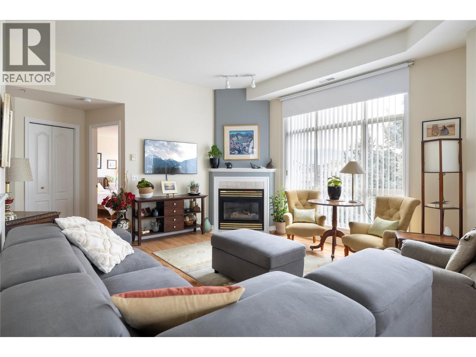 3301 Centennial Drive Unit# 407, Vernon