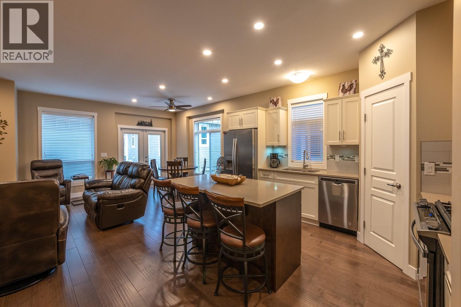 1675 Penticton Avenue Unit# 127 Lot# 27, Penticton