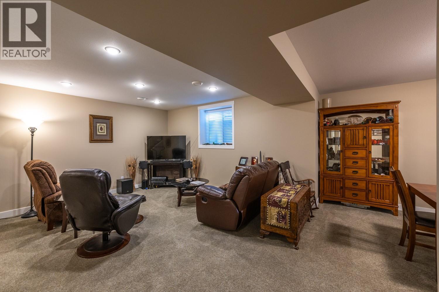 #127 1675 Penticton Avenue Lot# 27 - 19
