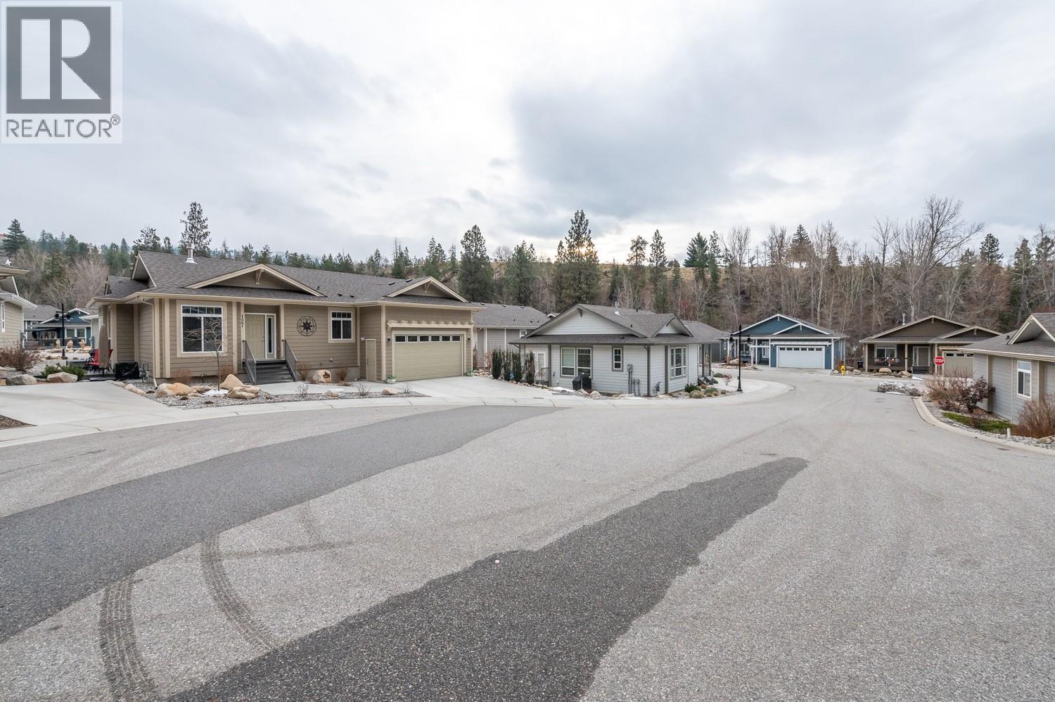1675 Penticton Avenue Unit# 127 Lot# 27, Penticton