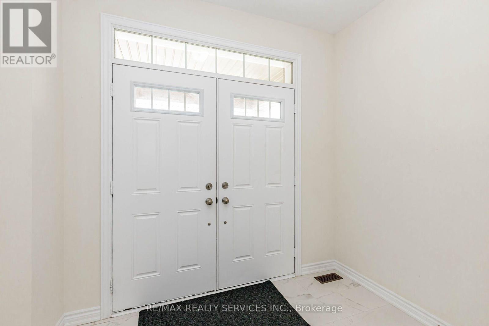 37 ROYAL FERN CRESCENT - 4
