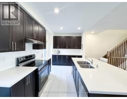 58 Fruitvale Circle, Brampton, ON L7A5B8 Photo 10