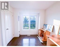 58 Fruitvale Circle, Brampton, ON L7A5B8 Photo 12
