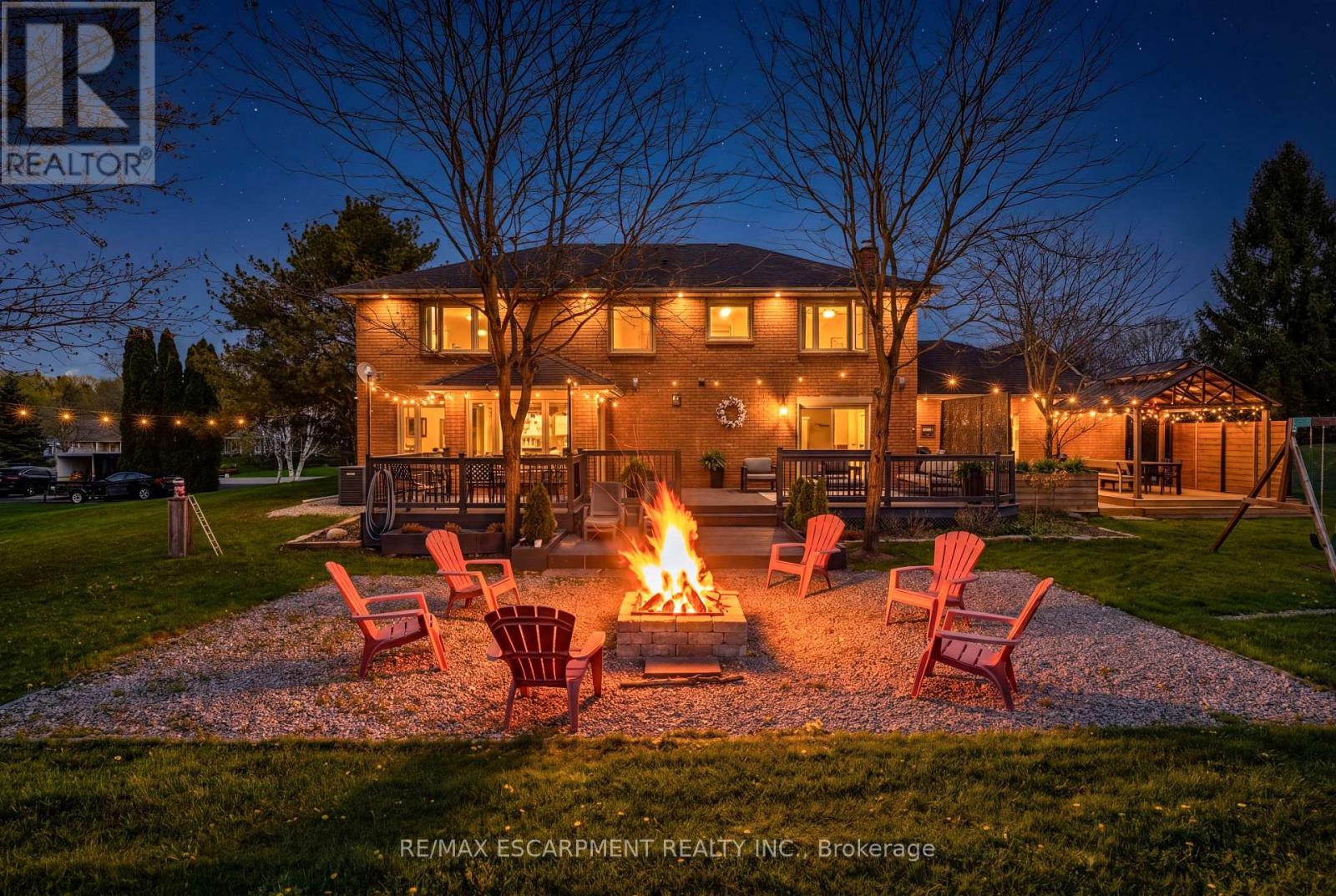26 WENEIL DRIVE - 2
