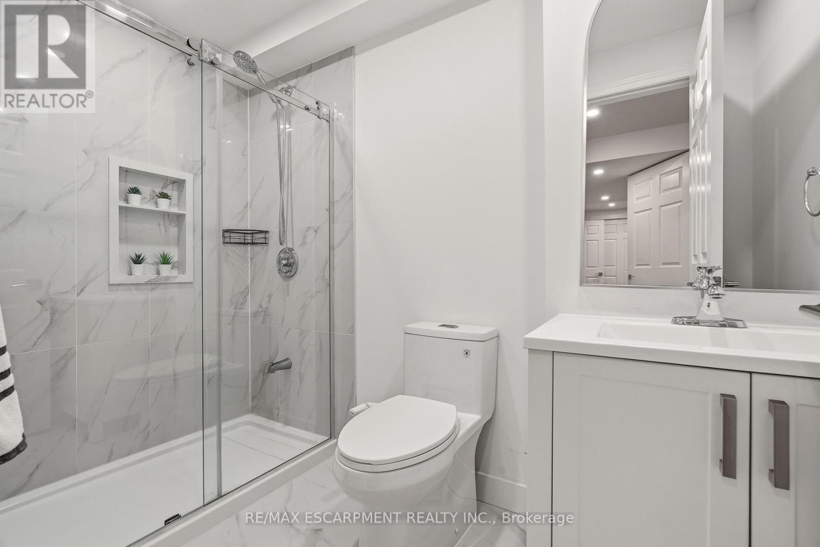 26 WENEIL DRIVE - 27