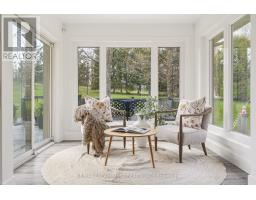 Living room - 26 Weneil Drive, Hamilton, ON L8B0Z6 Photo 16