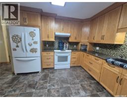 Bedroom - 633 Beckwell Avenue, Radville, SK S0C2G0 Photo 10