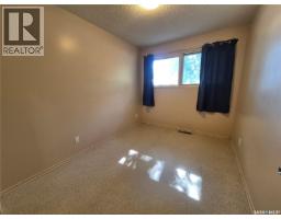 633 Beckwell Avenue, Radville, SK S0C2G0 Photo 18