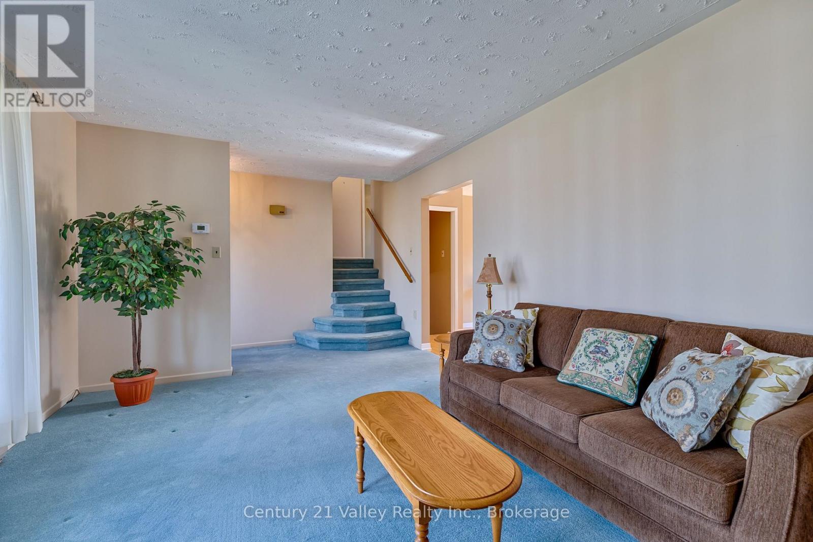 361 SIDNEY AVENUE E - 22