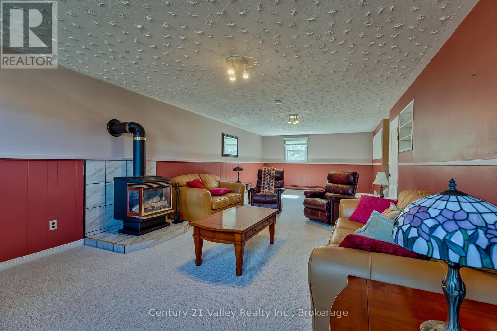 361 SIDNEY AVENUE E - 32