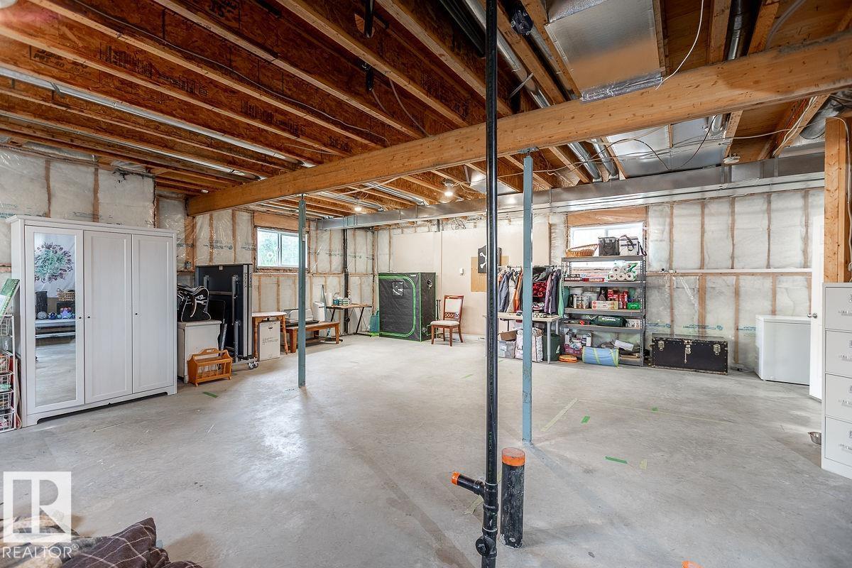 2 WOODS PL - Image 42