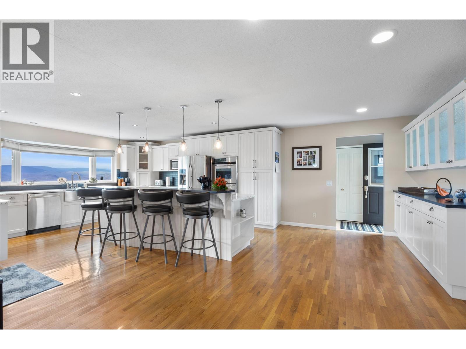 1908 Glencoe Place - 10