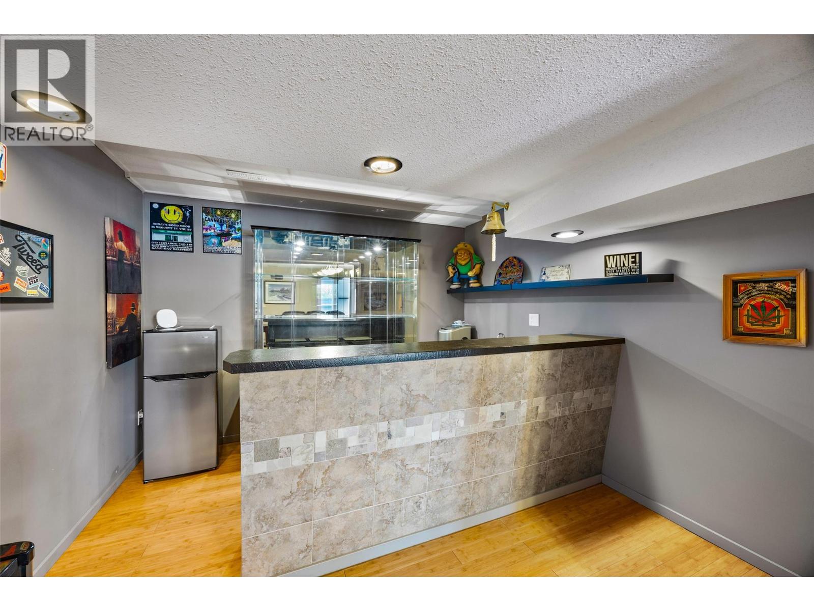 1908 Glencoe Place - 49