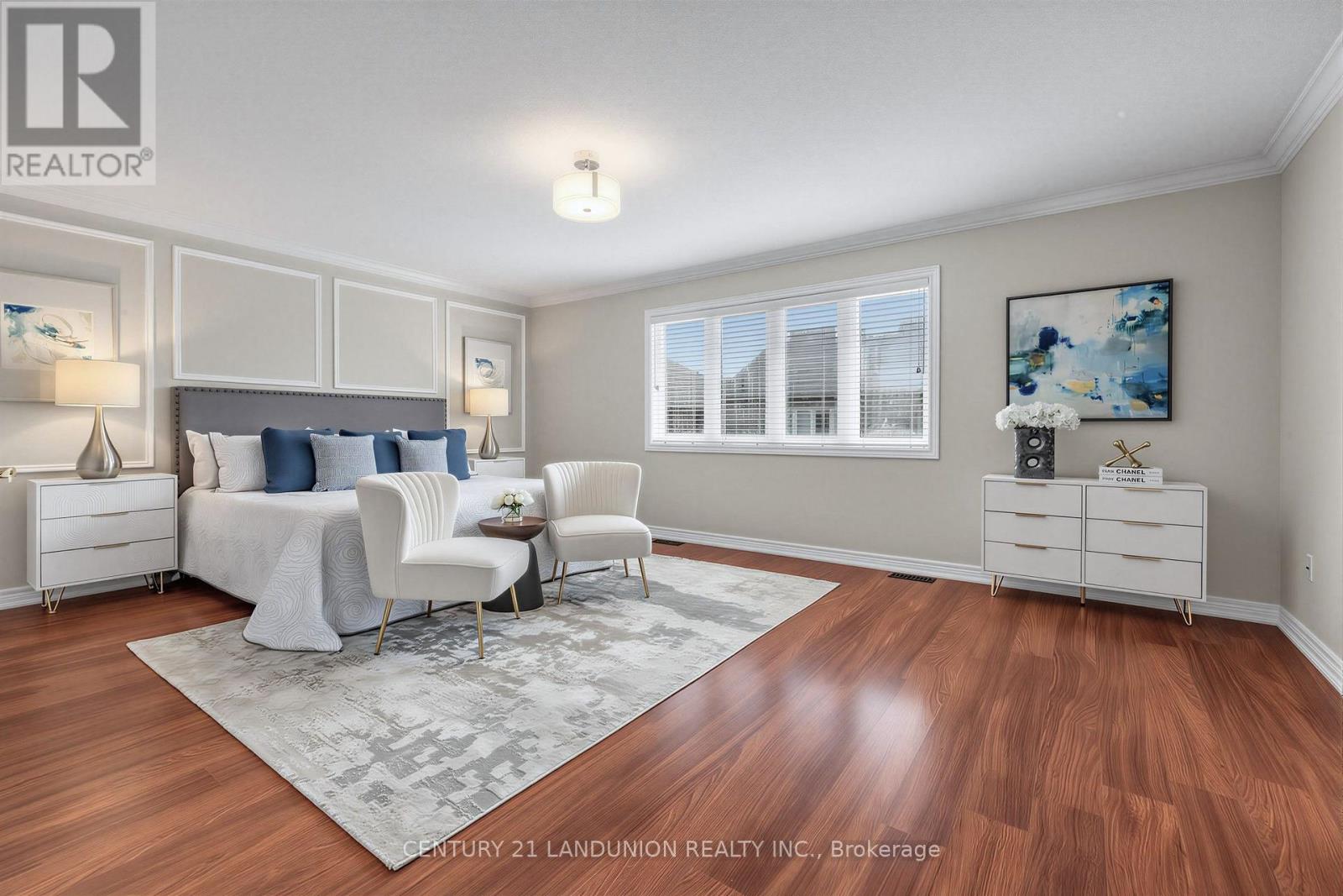 21 HENDEL DRIVE - 10