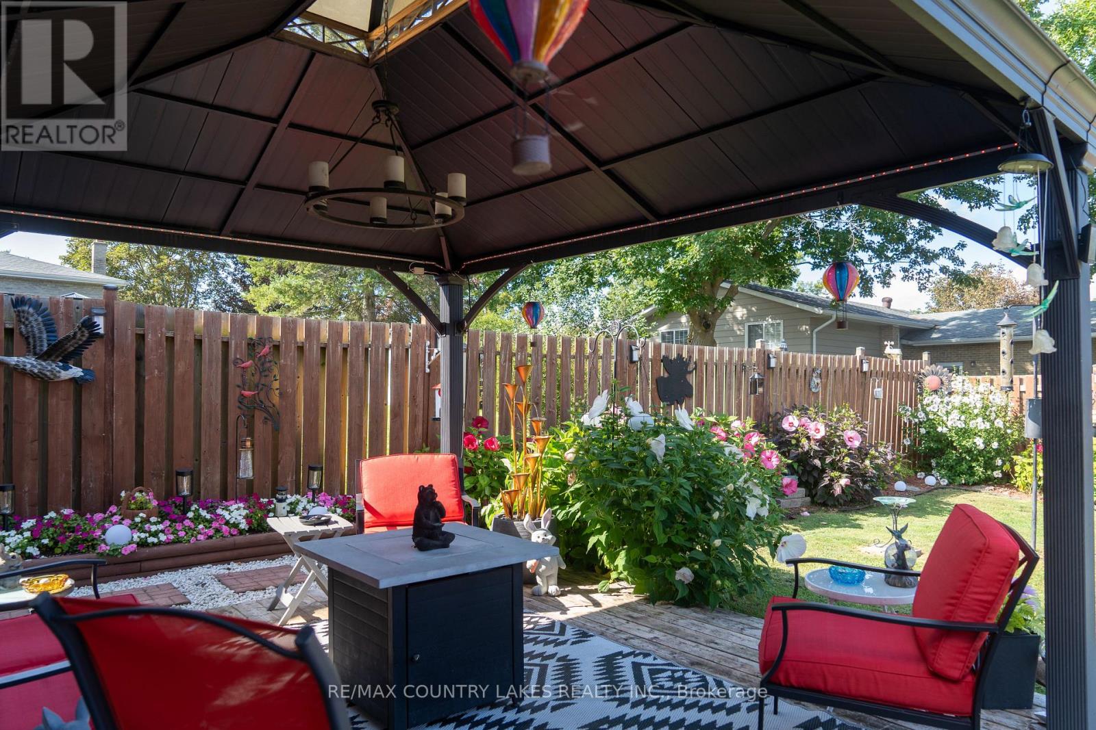 65 BEAVER RIDGE DRIVE - 29