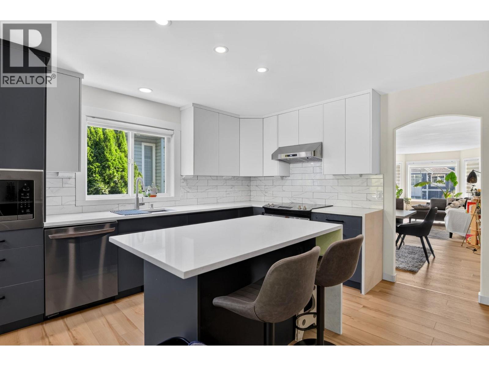  122 Wyndham Crescent, Kelowna