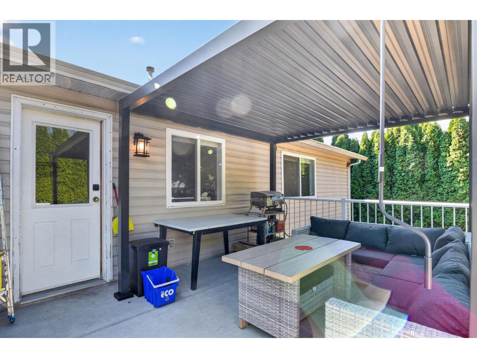  122 Wyndham Crescent, Kelowna