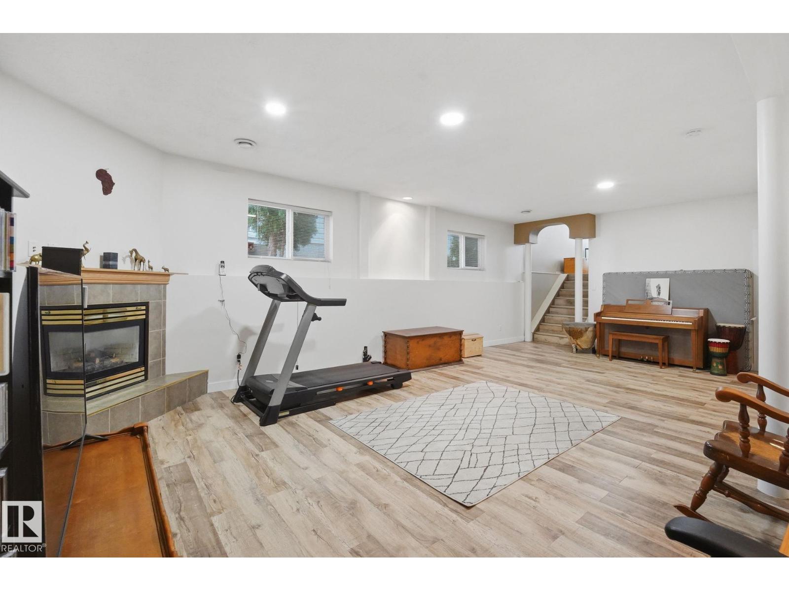 5132 157 AV NW - Image 24