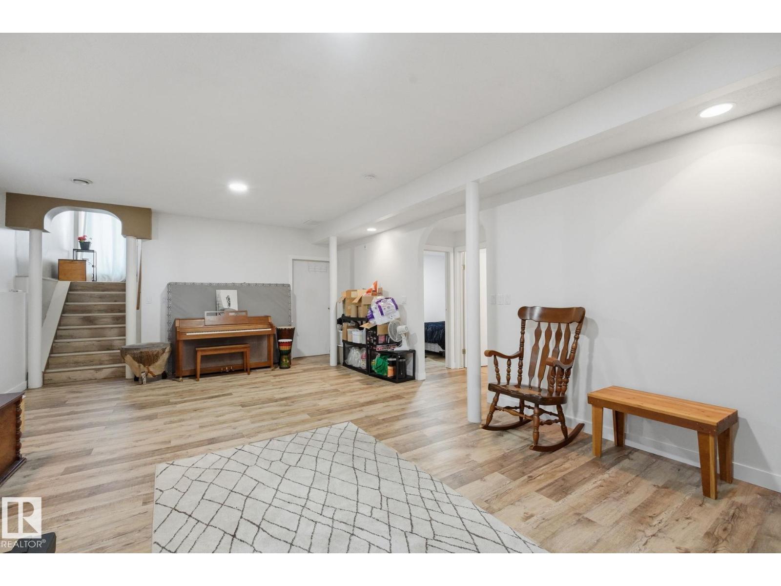 5132 157 AV NW - 26