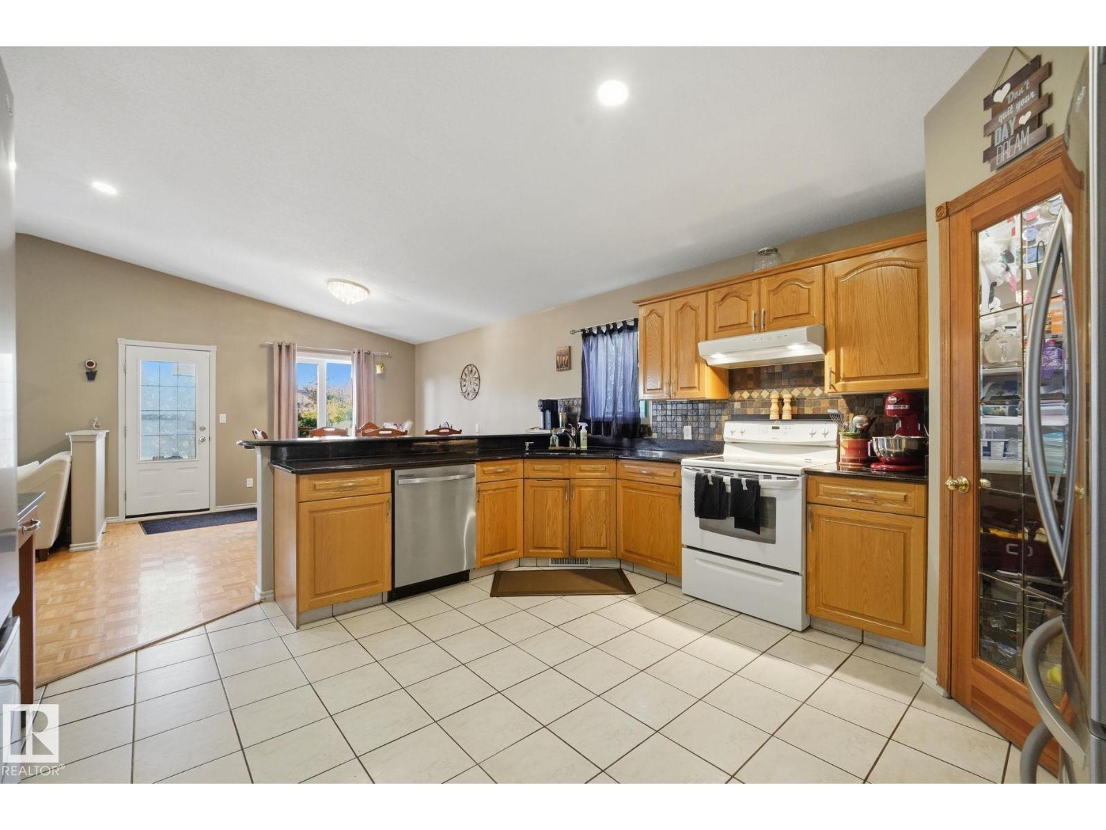 5132 157 AV NW - 6