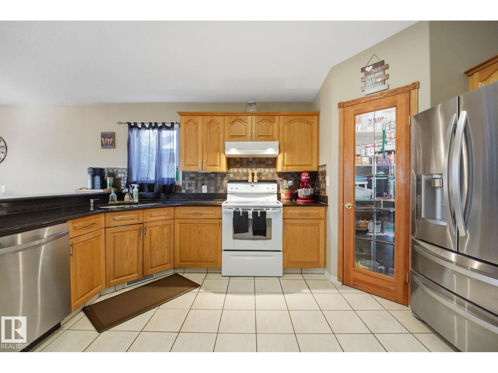 5132 157 AV NW - 9