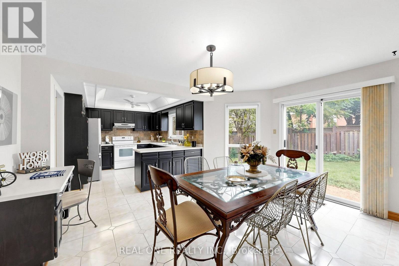 1960 PIMLICO COURT - 18