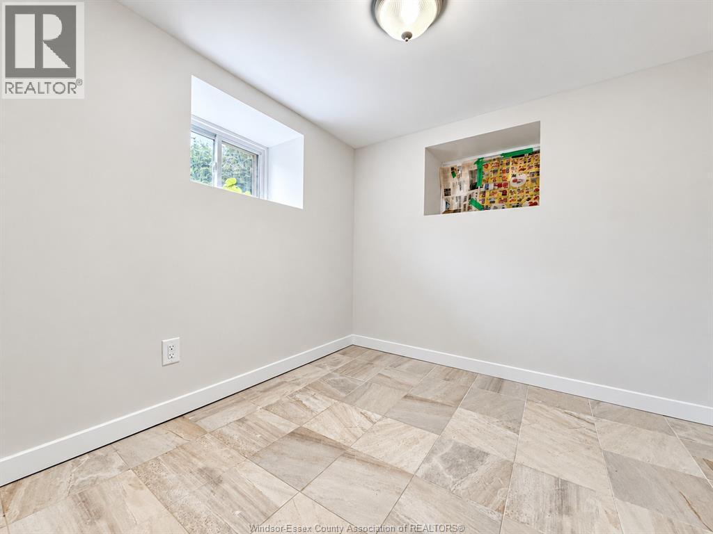 1585 CHURCH STREET - 21