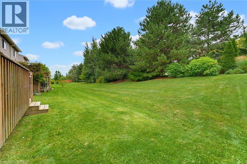 655 Park Road North — photo 32