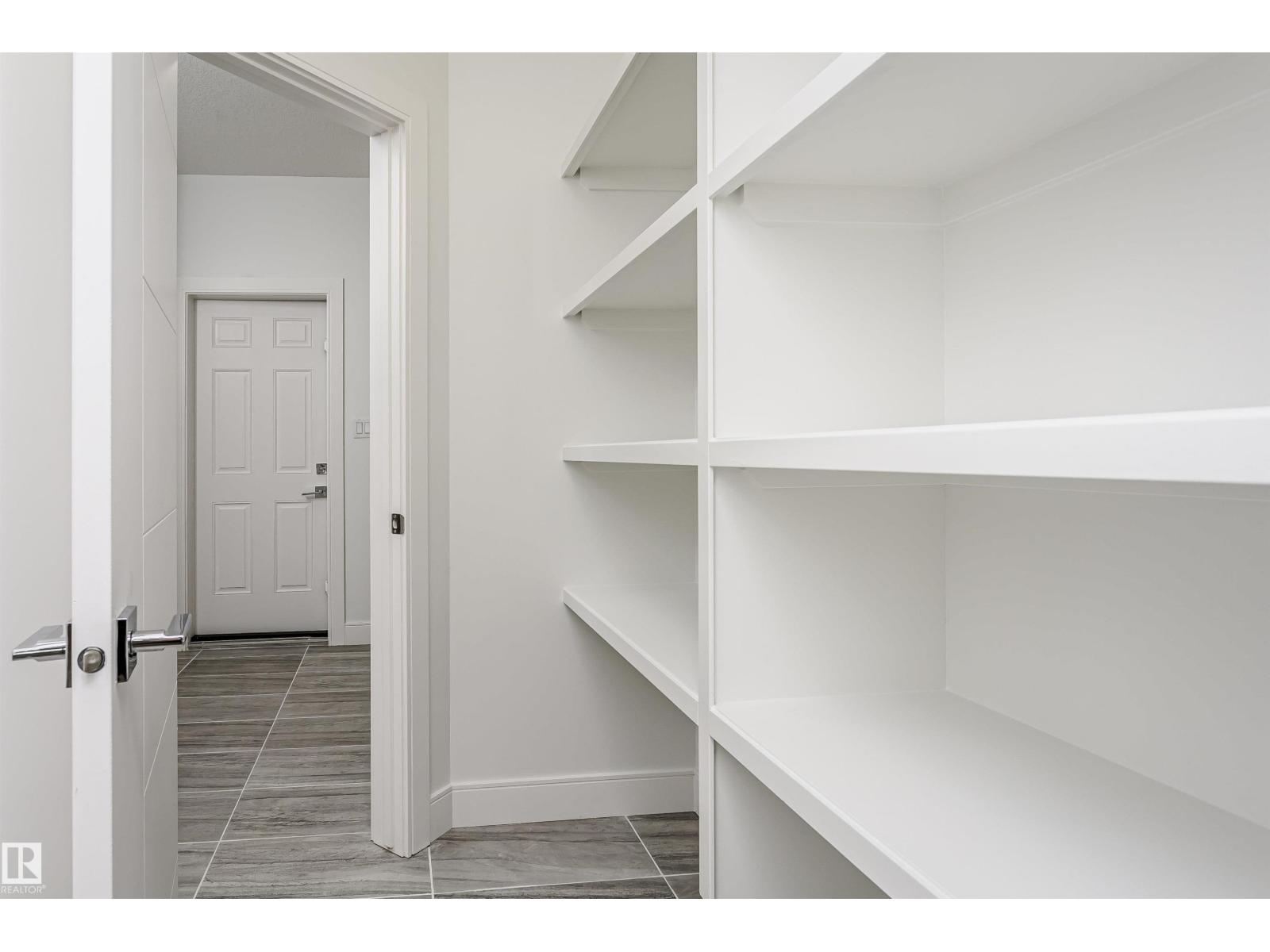 9107 181 AV NW - 30