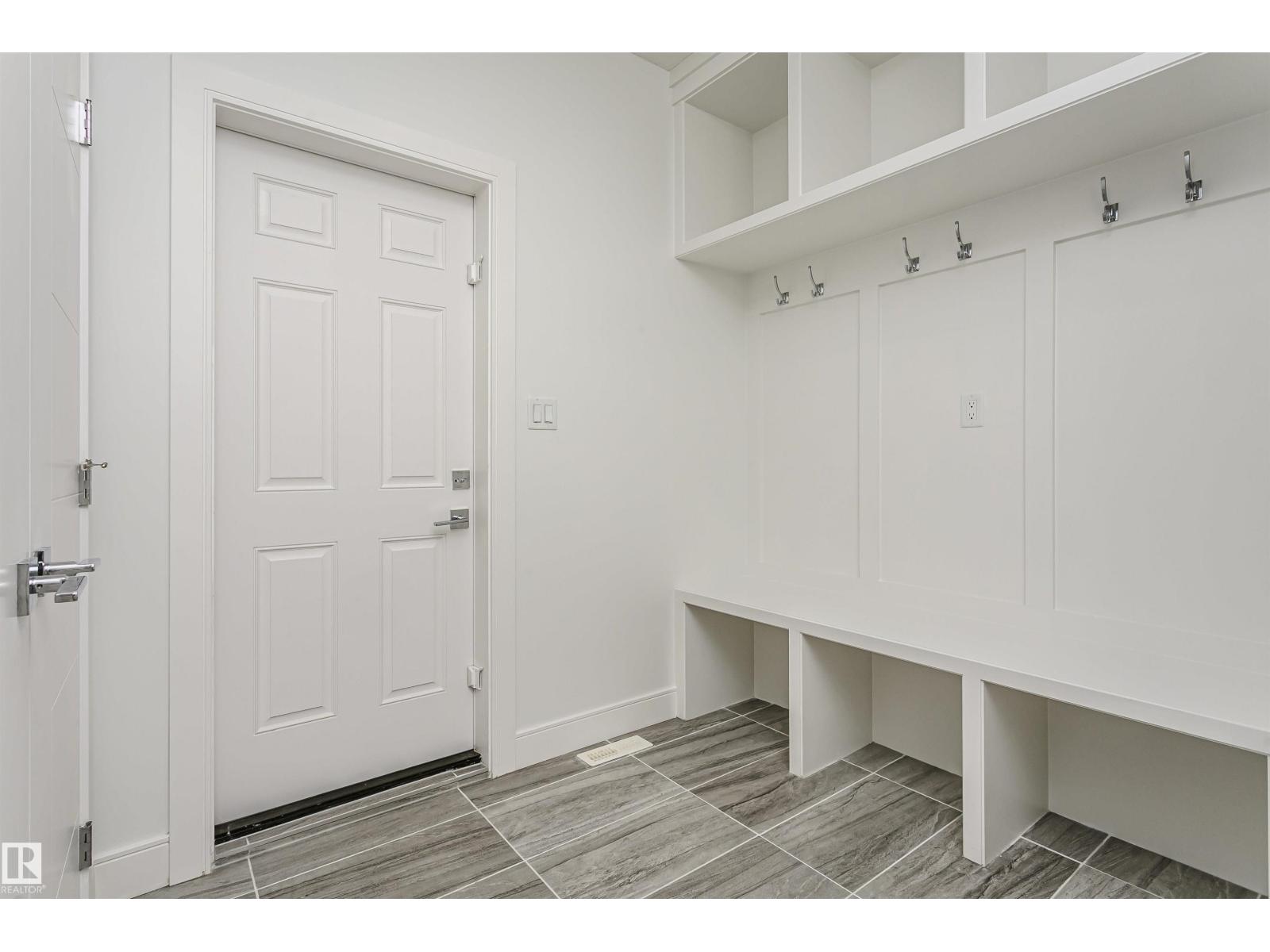 9107 181 AV NW - 31