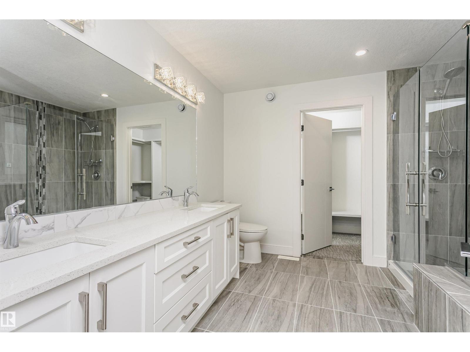 9107 181 AV NW - 44