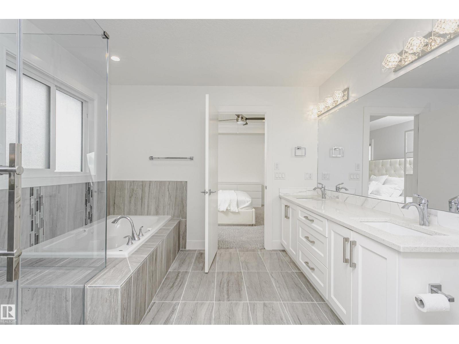 9107 181 AV NW - 47