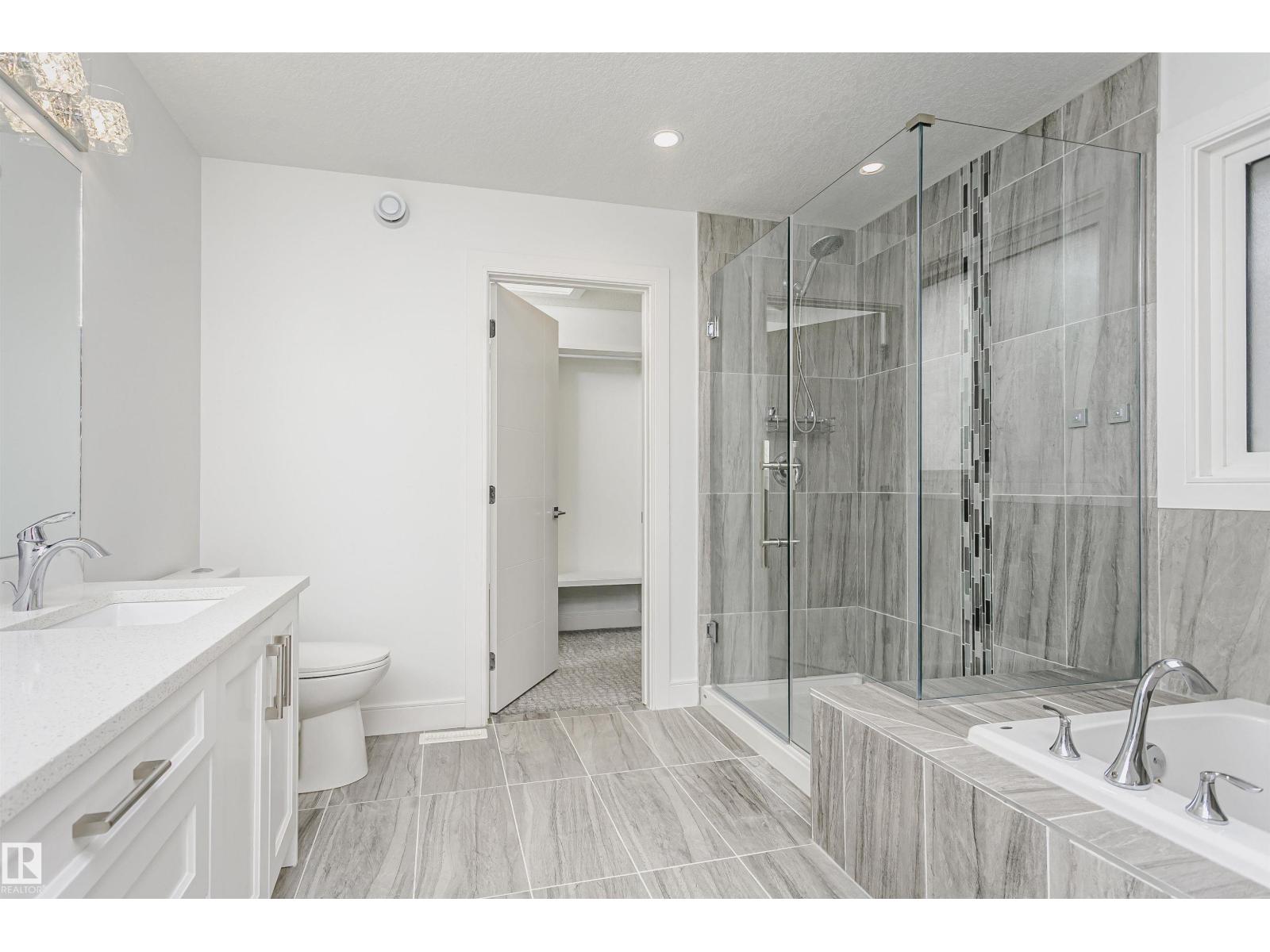 9107 181 AV NW - 48