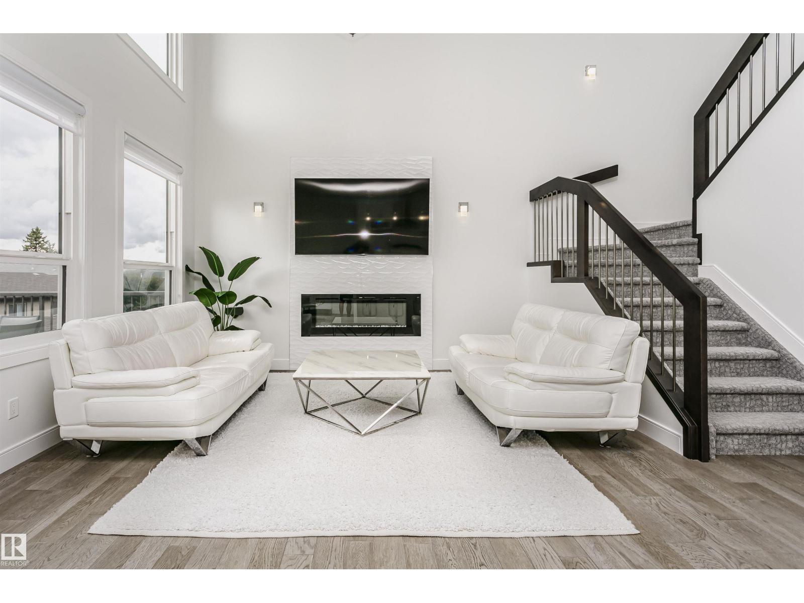 9107 181 AV NW - 9