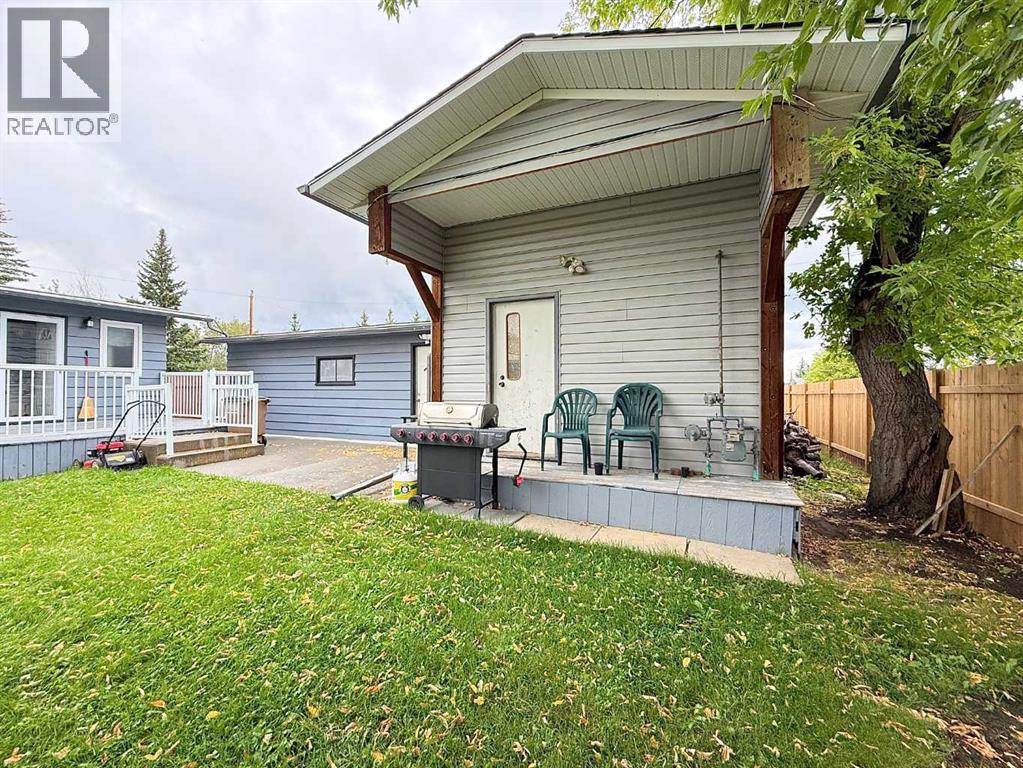 4104 52 Street - 23