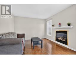 Living room - 111 Harbour View Street, Ottawa, ON K2G6Z7 Photo 12