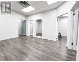 708 - 15 Wertheim Court, Richmond Hill, ON L4B3H7 Photo 6