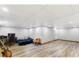 1439 Rue Rolland, Gatineau, QC J8R2G6 Photo 40