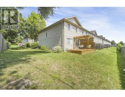 17 - 120 Dudhope Avenue, Cambridge, ON N1R4T7 Photo 37