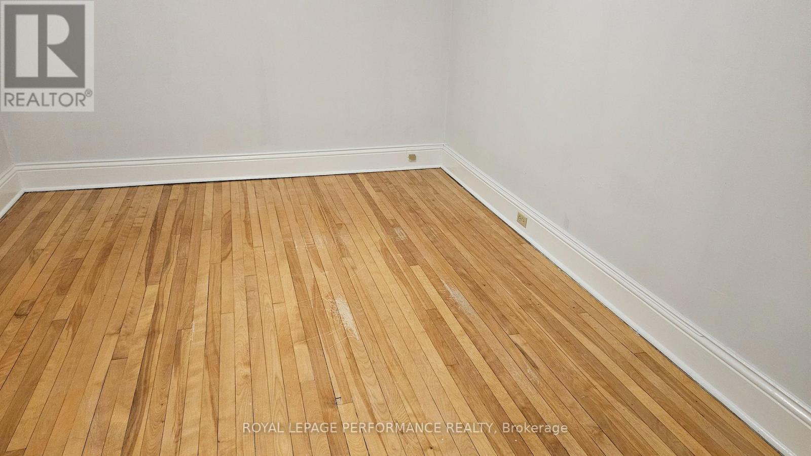 6 - 224A PITT STREET S, Cornwall — photo 8