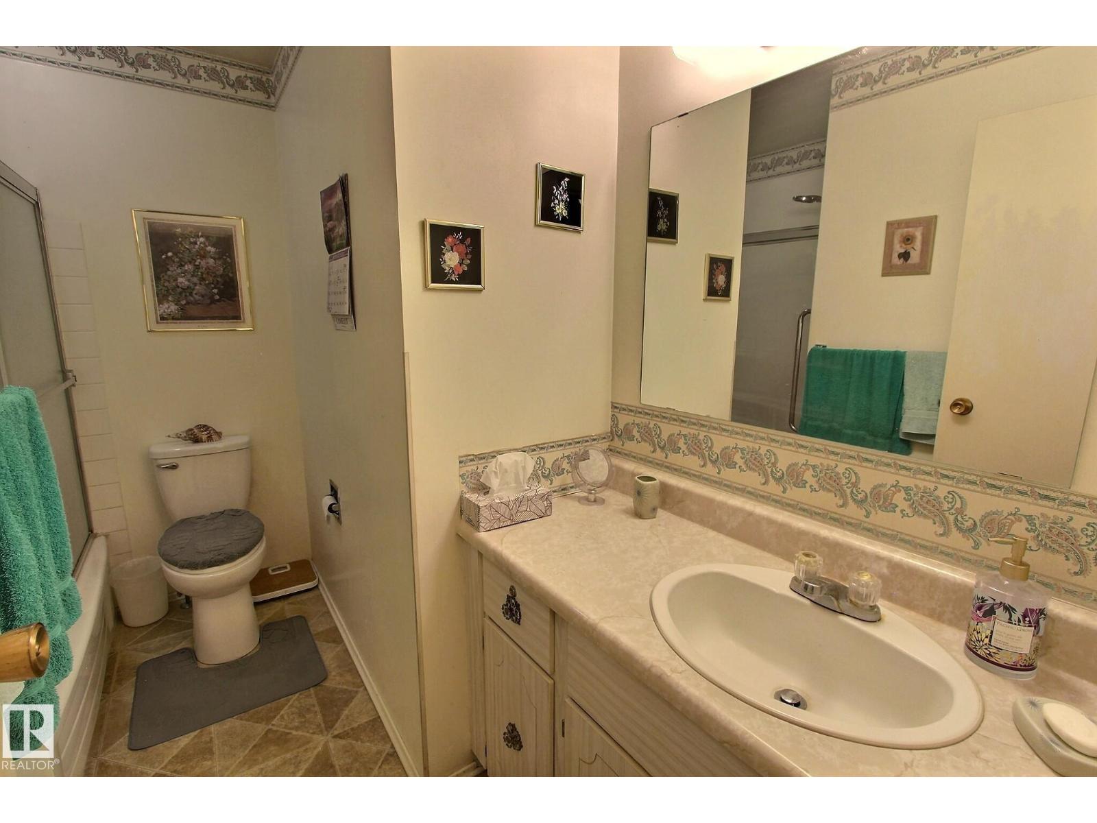 14626 52 ST NW - 14