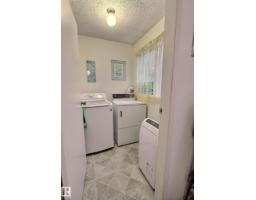 14626 52 St Nw Nw, Edmonton, AB T5A3M7 Photo 9