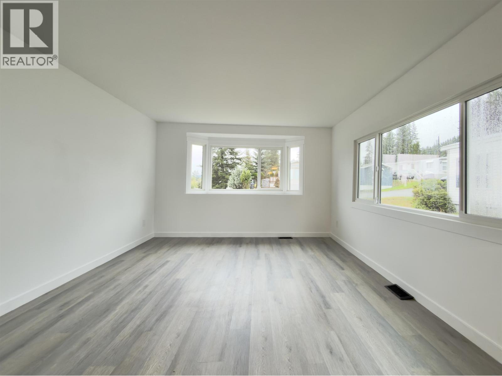 #30 770 ELEVENTH AVENUE - 10