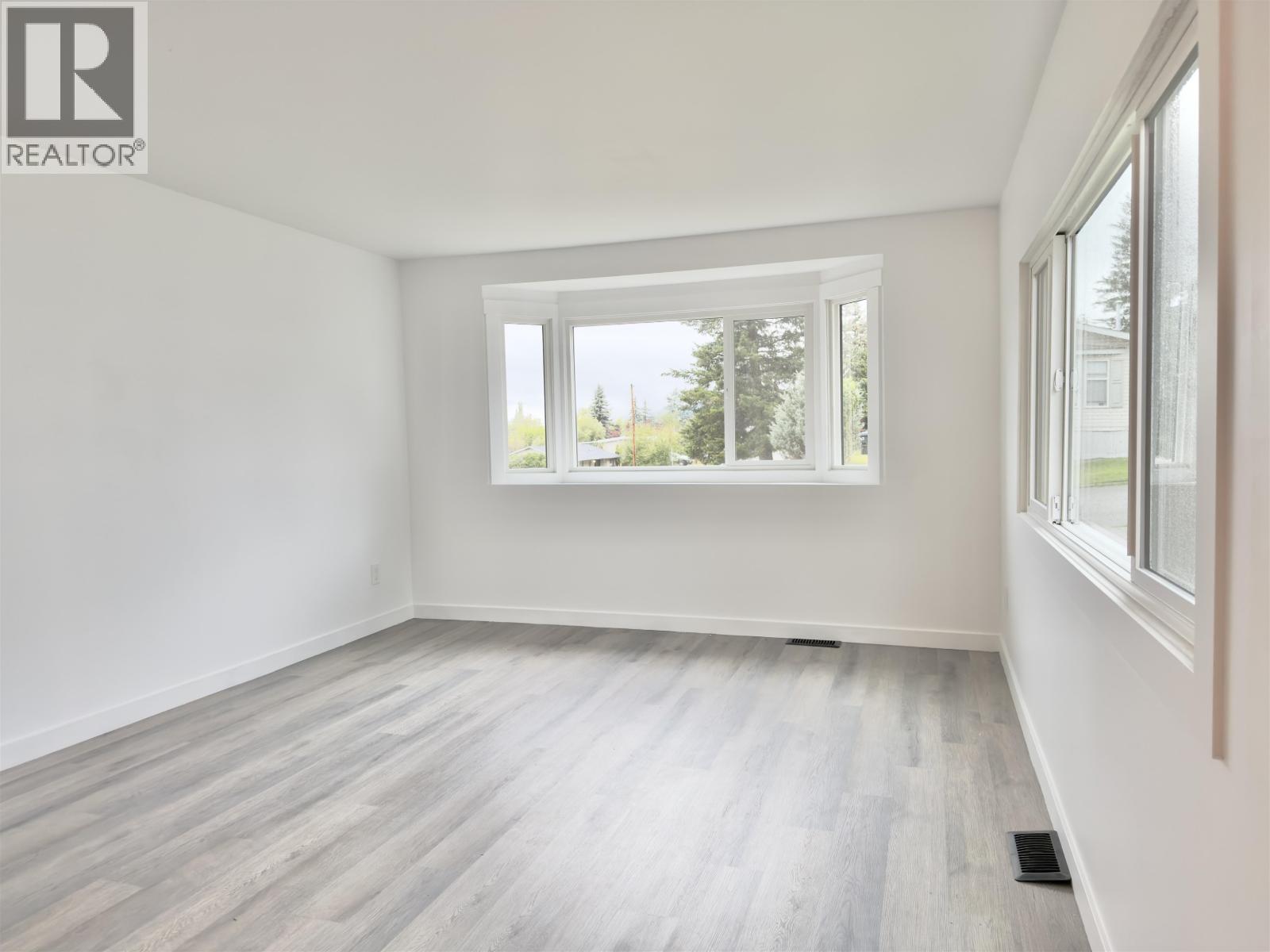 #30 770 ELEVENTH AVENUE - 9