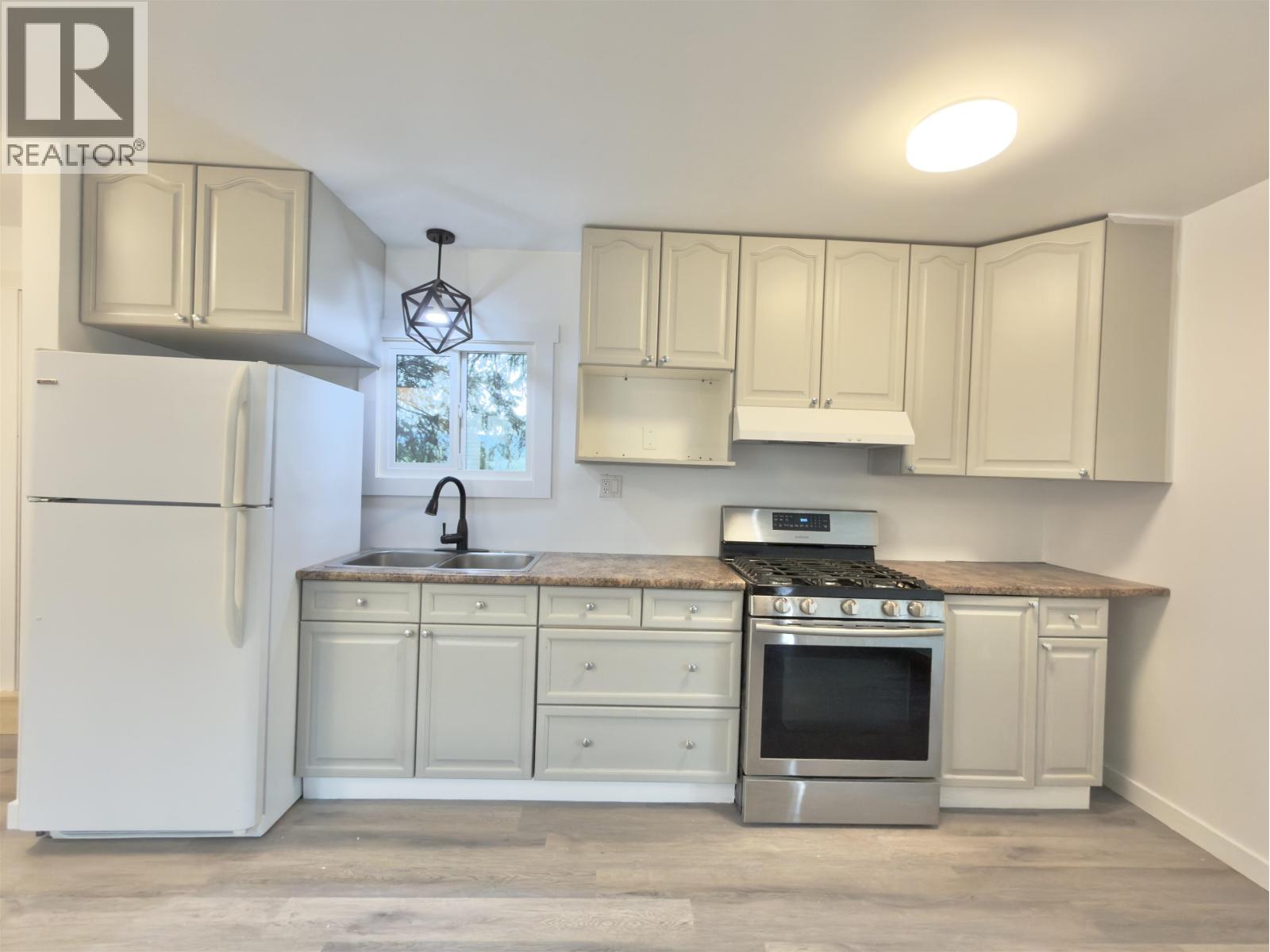 #30 770 ELEVENTH AVENUE - Image 13