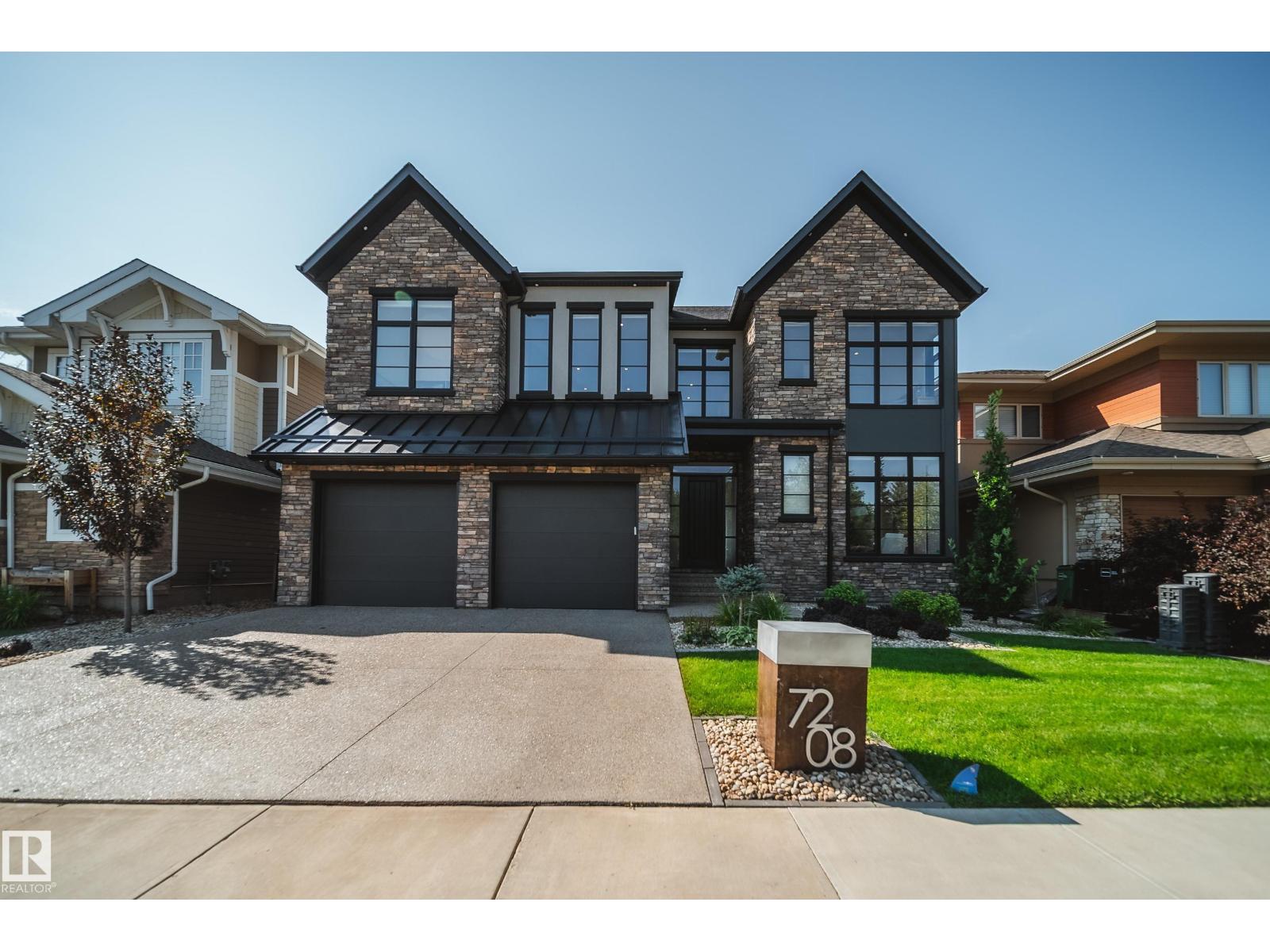 7208 156 ST NW, Edmonton, Alberta, T5R4K8