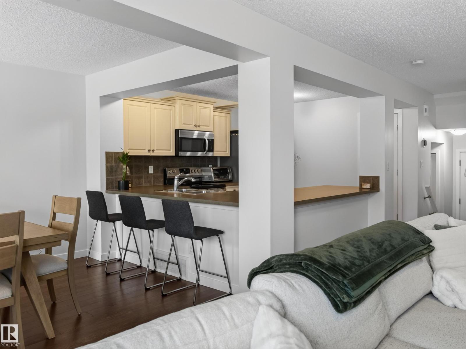 64 Campbell Court - 8