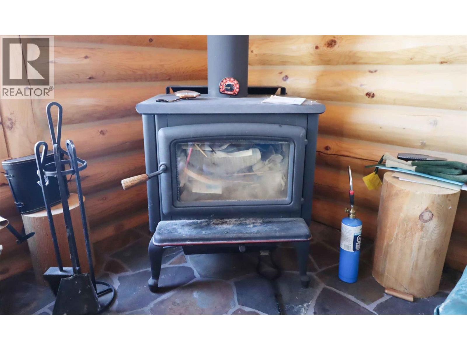 957 Little Shuswap Lake Road - 26